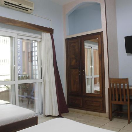 Central Hotel Antsiranana Exterior photo